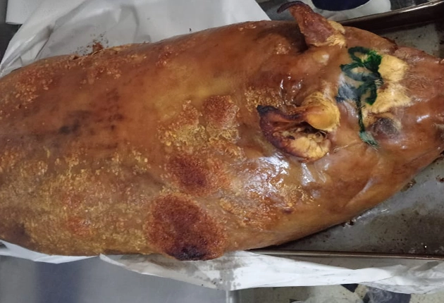 Cojín de lechona para 40 personas, con el mejor sabor tolimense.